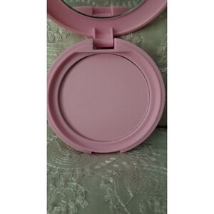 Doll 10 doll skin pink powder pressed brigthning